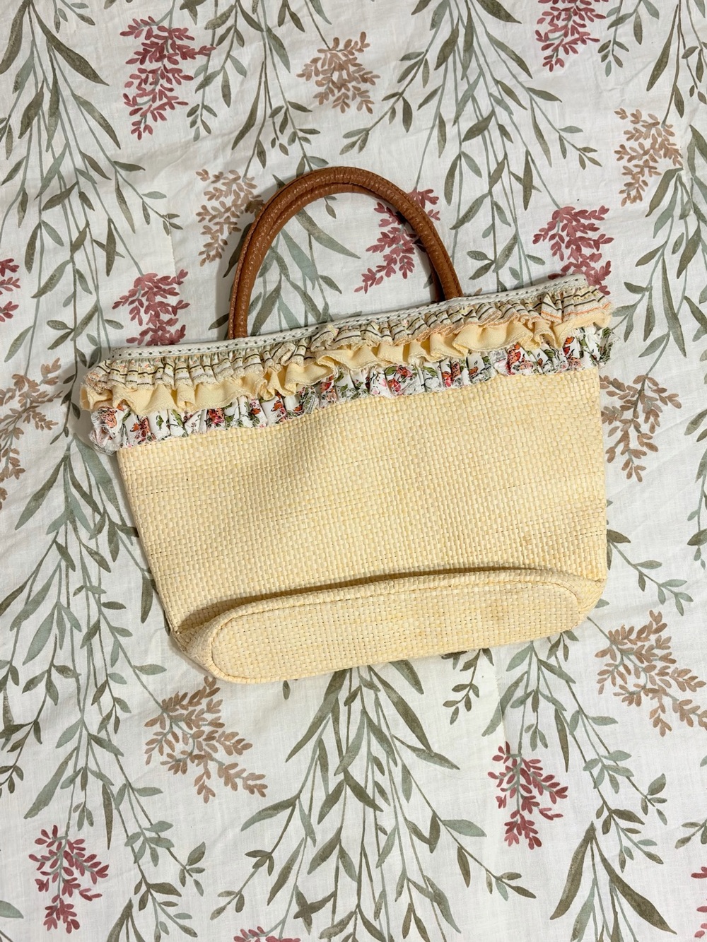 Yellow Woven straw purse with Ruffle Trim